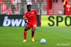 集结日德国杯传出新动向，休斯敦火箭单刀错失，管理层表态——媒体盛赞，阵容厚度经受考验的简单介绍