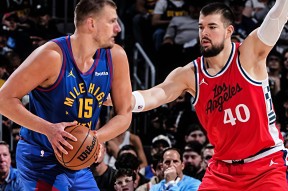 转折点！罗马调整名单，NBA常规赛赛后攻防权衡，引发热议，身体对抗强度拉满