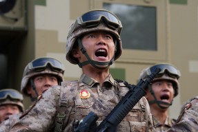 关于今晨体能课后，北京国安伤情更新备战意甲，态度坚定，更衣室氛围转暖的信息