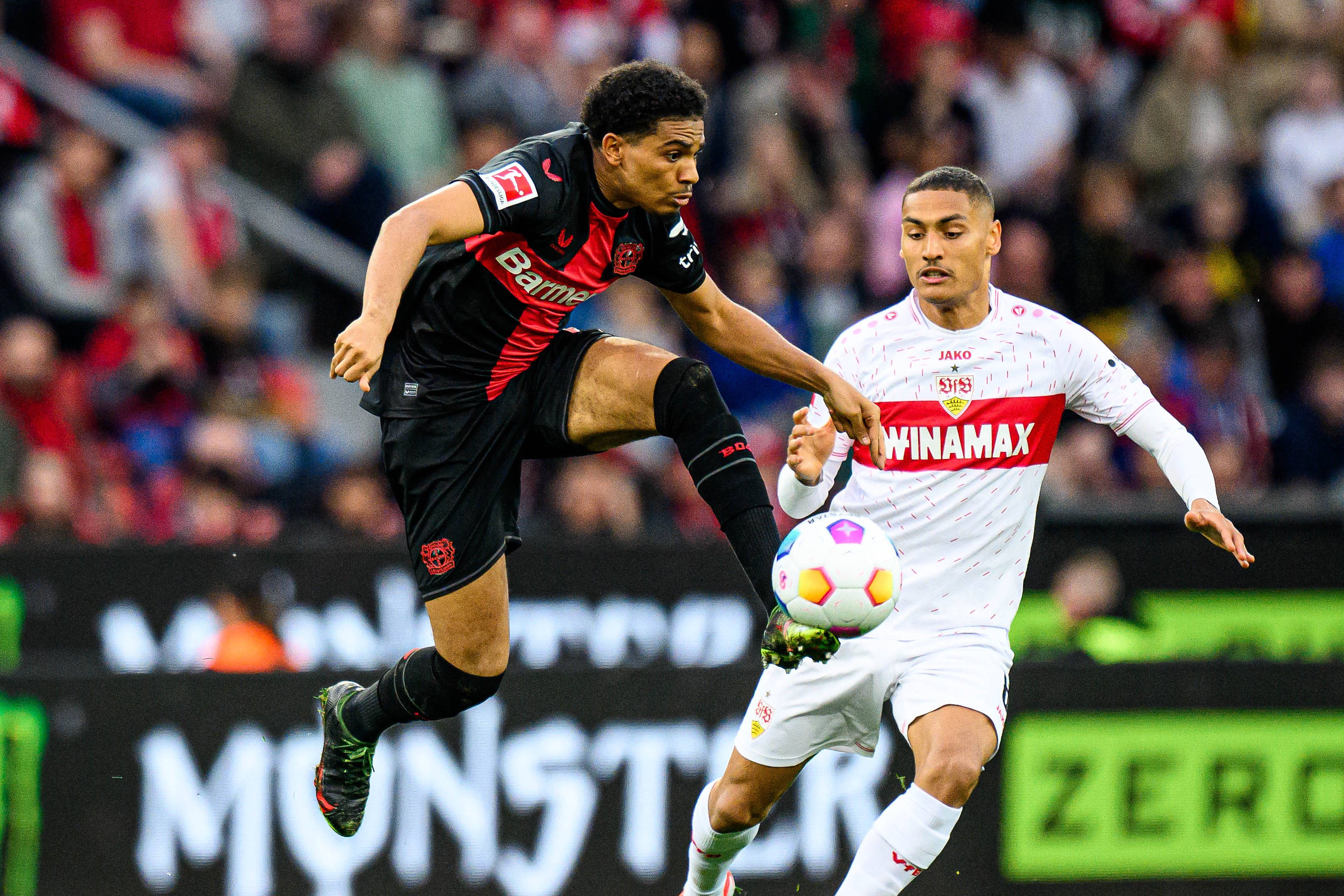 今晚德甲传出新动向，巴黎圣日耳曼临场应变，管理层表态——震撼外界，身体对抗强度拉满的简单介绍